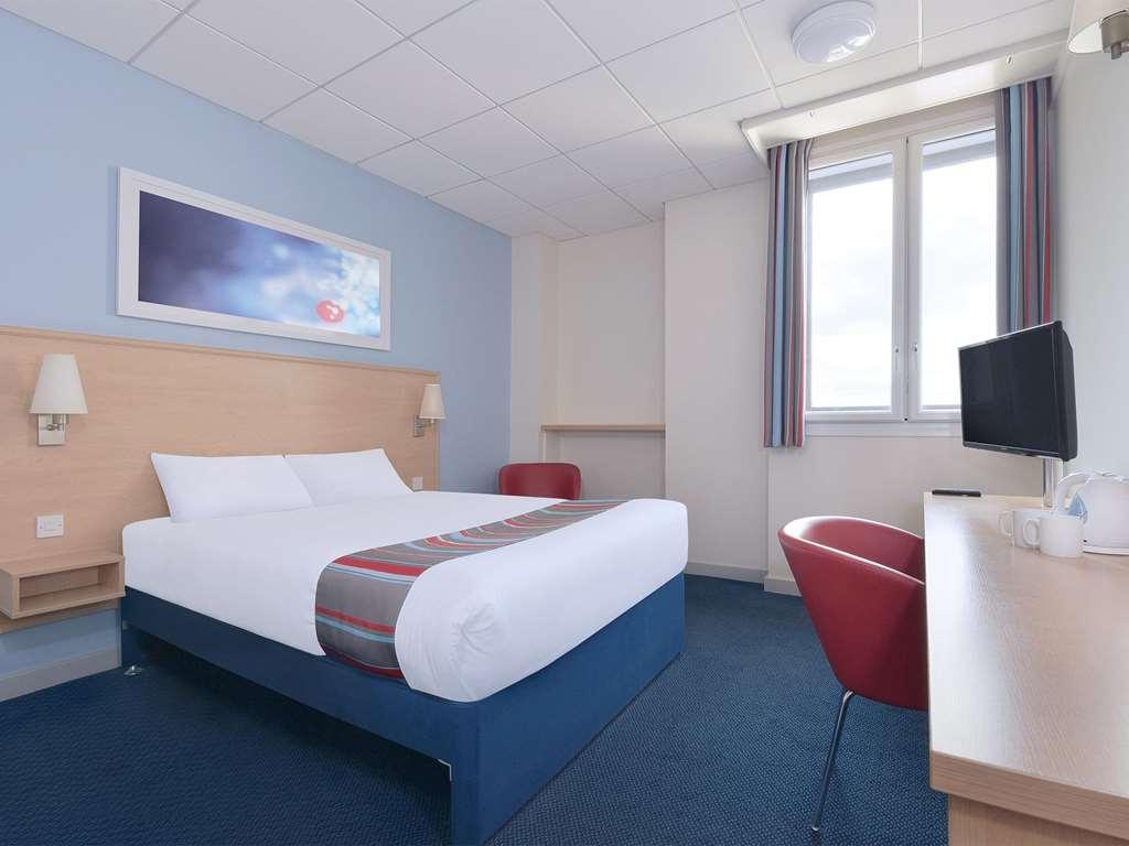 Travelodge Aberdeen Central Værelse billede