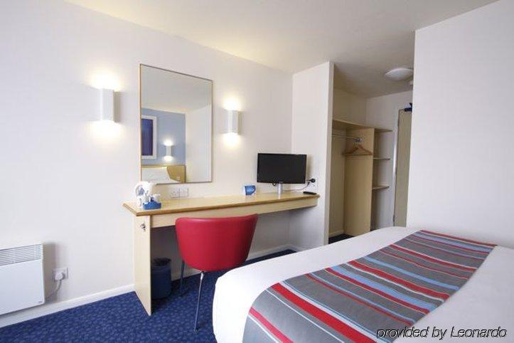 Travelodge Aberdeen Central Eksteriør billede