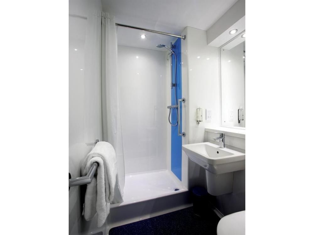 Travelodge Aberdeen Central Eksteriør billede