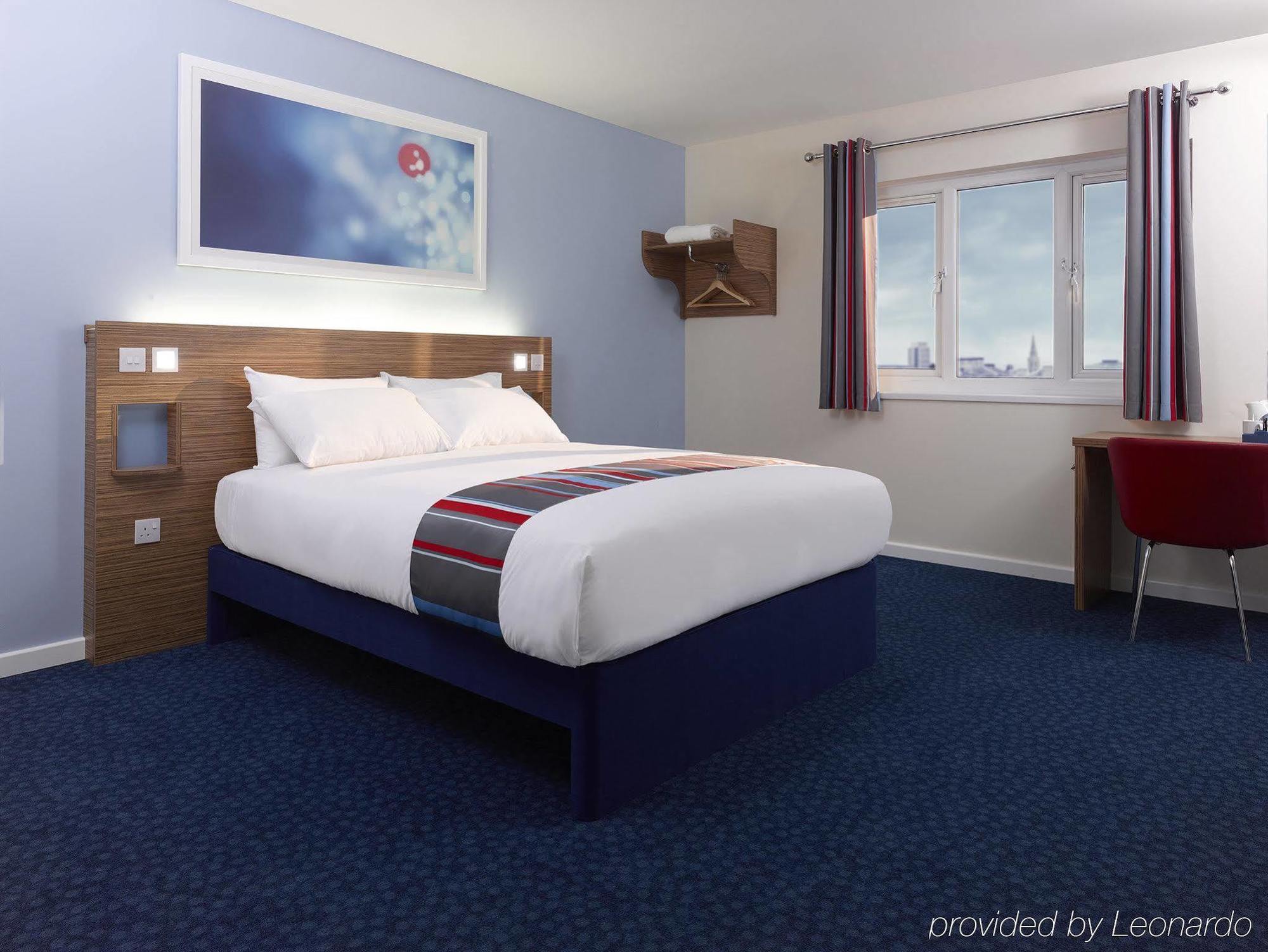 Travelodge Aberdeen Central Eksteriør billede