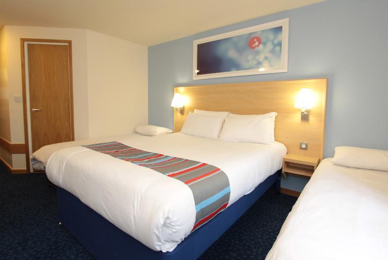 Travelodge Aberdeen Central Eksteriør billede