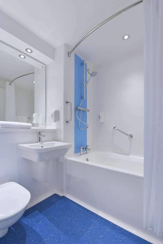 Travelodge Aberdeen Central Værelse billede